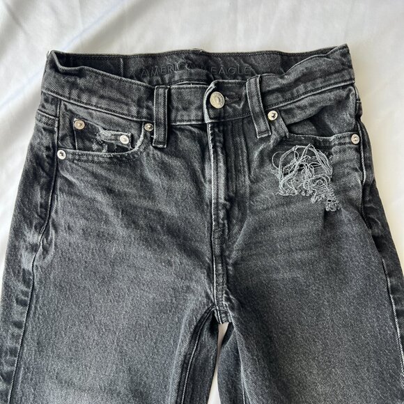 AE Stretch Super High-Waisted Ankle Straight Jean Distressed Black 4843 Size 000 - Picture 3 of 9